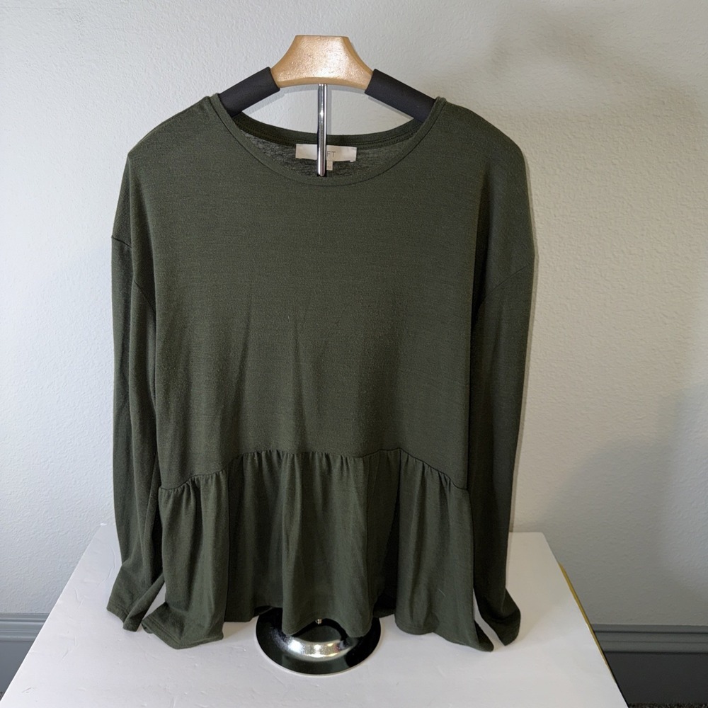 Loft Women's Top with Ruffle Trim Long Sleeve‎ Green Size L F0079
